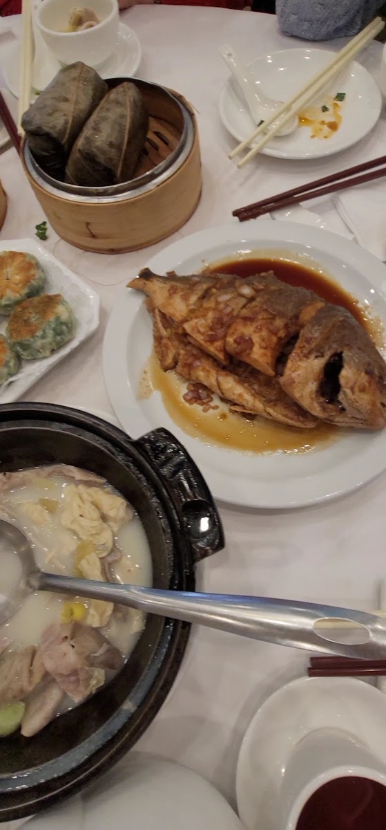 Joyful Seafood Restaurant Photo 2